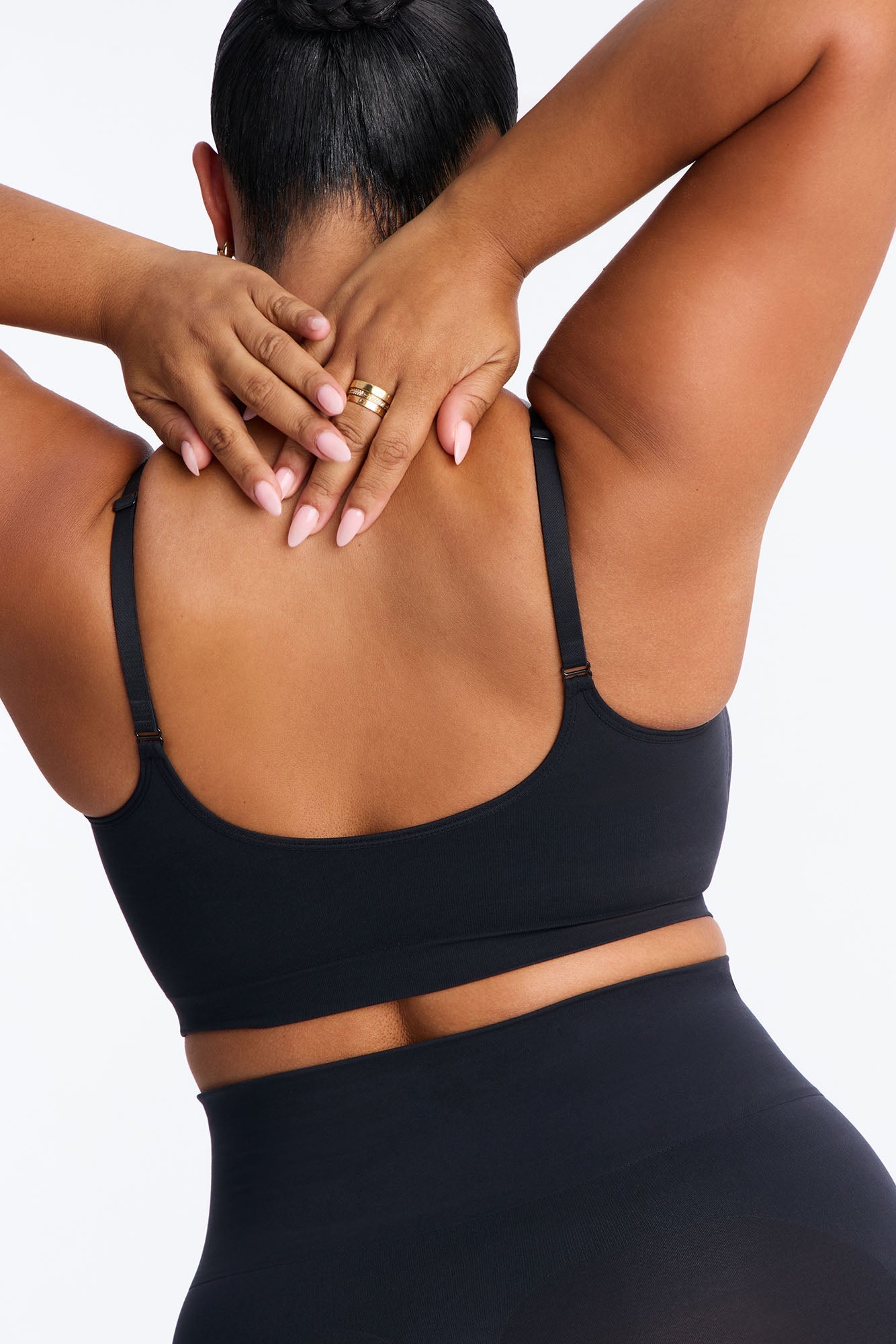 Nova Sculpt Seamless Strong Compression Bralette - Black