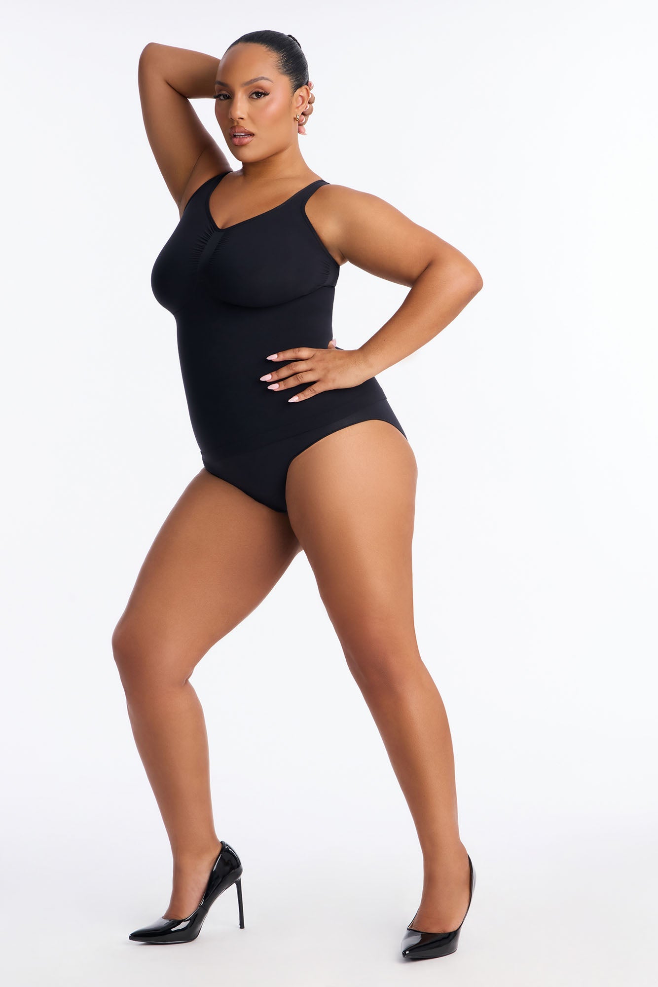 Nova Sculpt Seamless Strong Compression Shaping Tank - Black