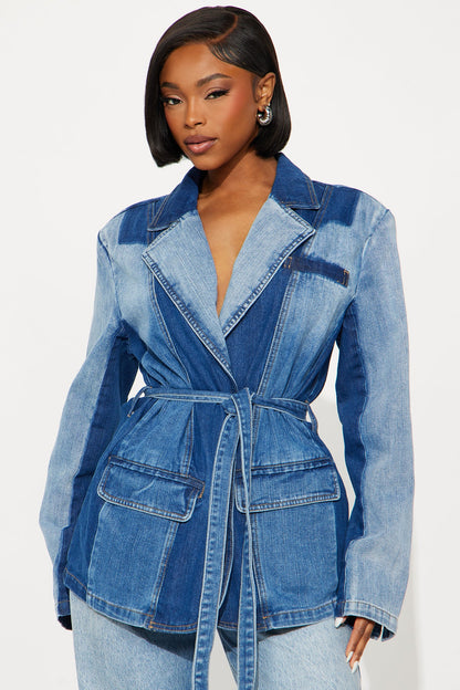 Sharp Contrast Denim Blazer - Medium Wash