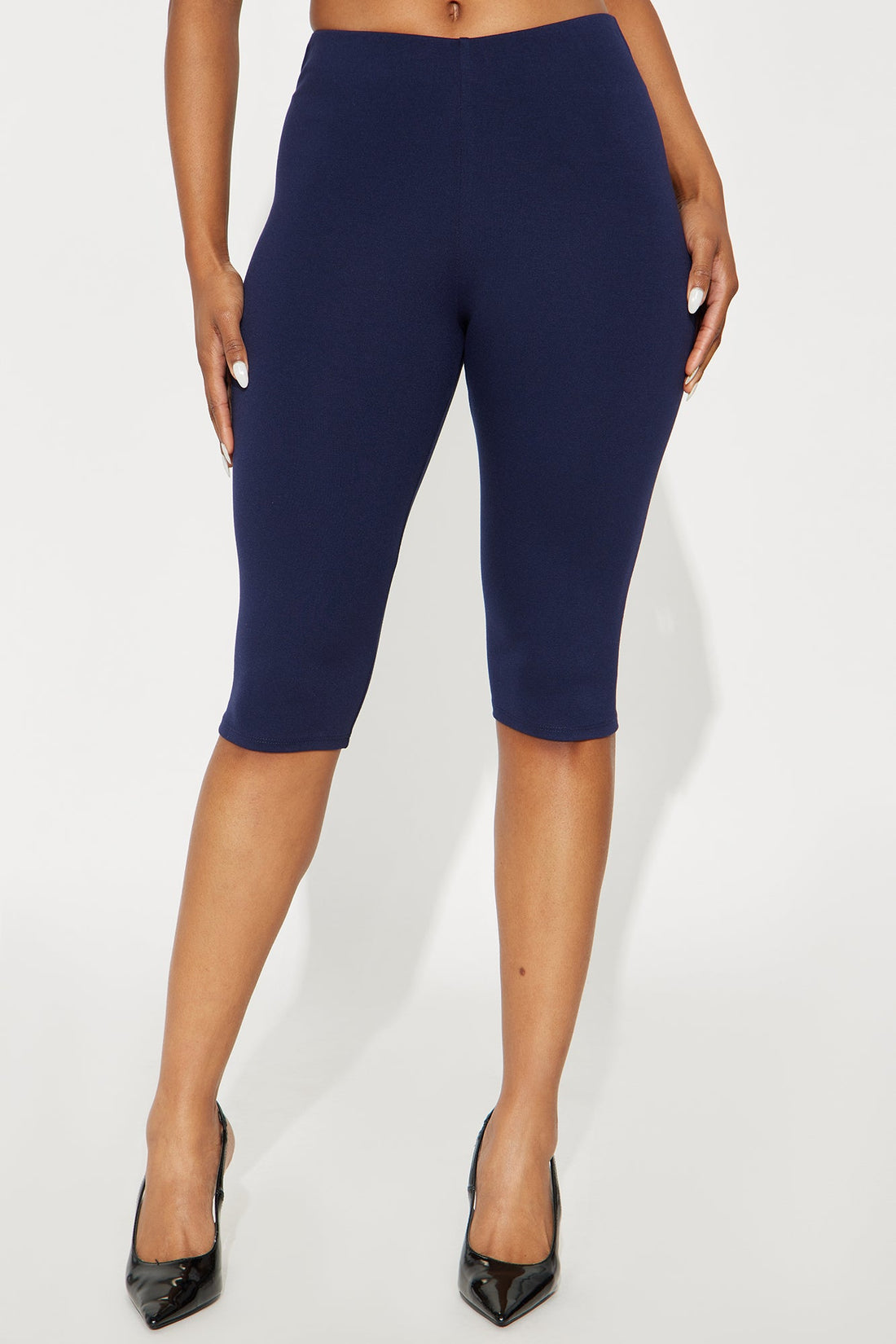 Echo Low Rise Ponte Capri Legging 14″ - Navy