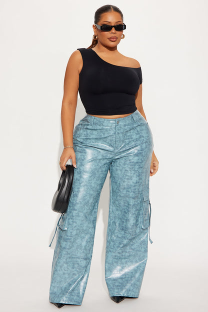 Gigi Embossed Croc Faux Leather Cargo Pant 32″ - Blue