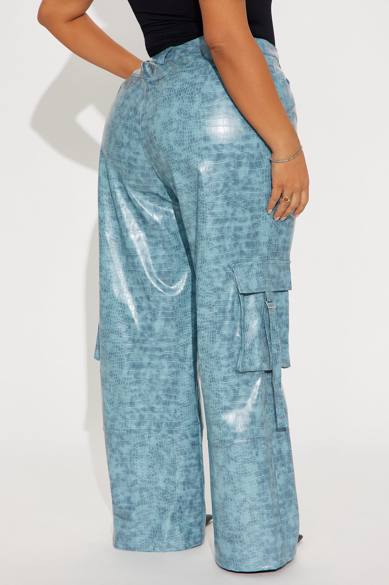 Gigi Embossed Croc Faux Leather Cargo Pant 32″ - Blue