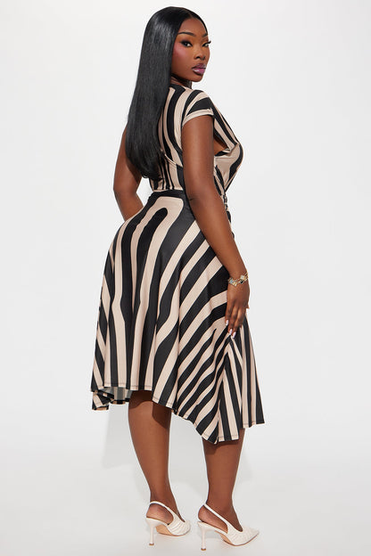 Magnolia Belted Midi Dress - Taupe/combo