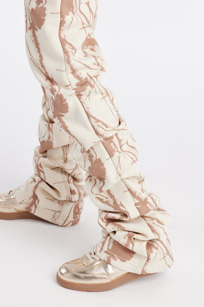 Dream On Camo Fleece Pant Set - Cream/combo