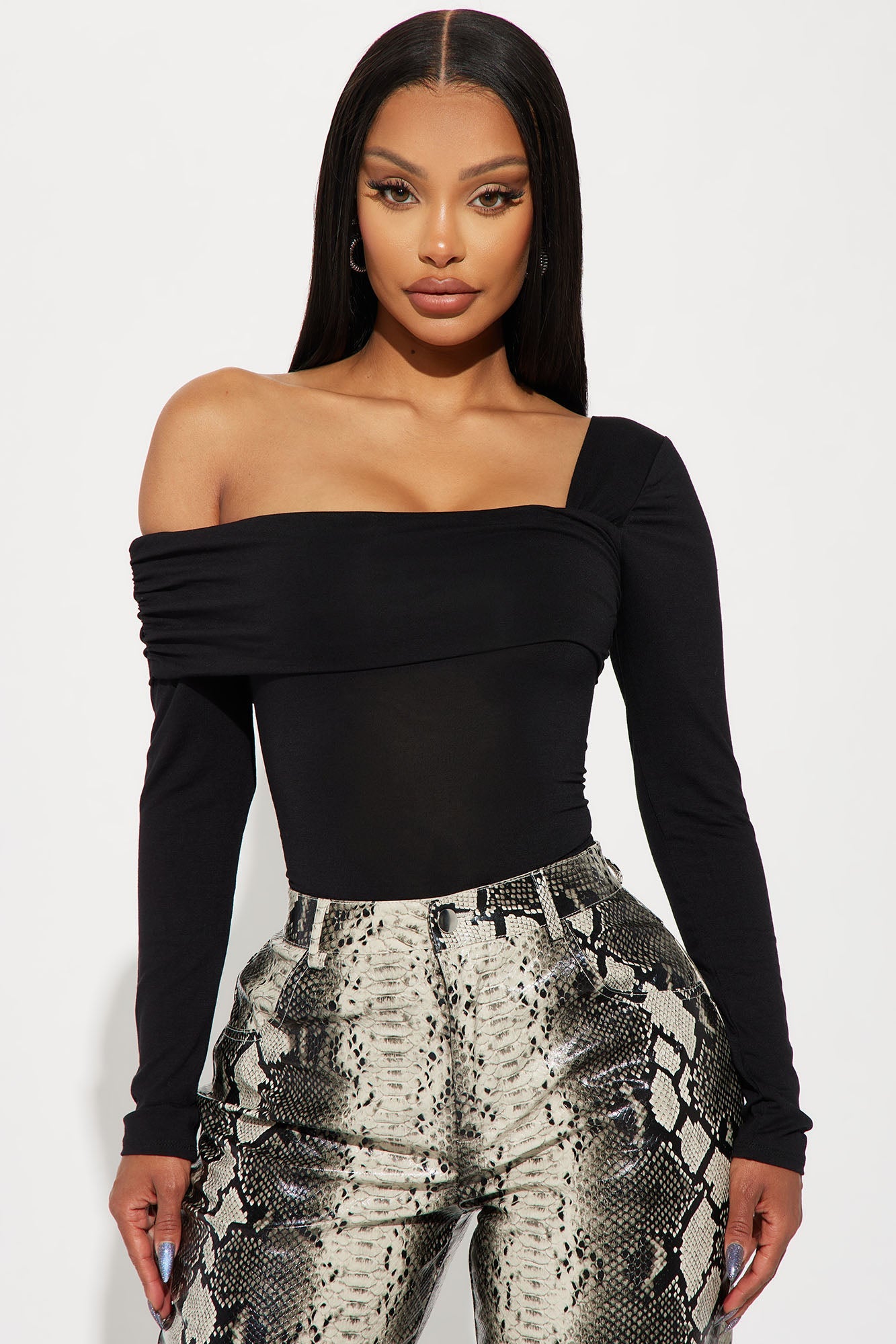 Gia One Shoulder Bodysuit - Black