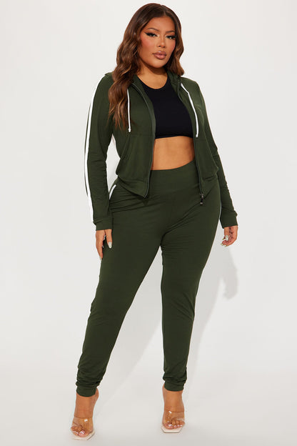 Tennis Courts III Zip Set - Olive
