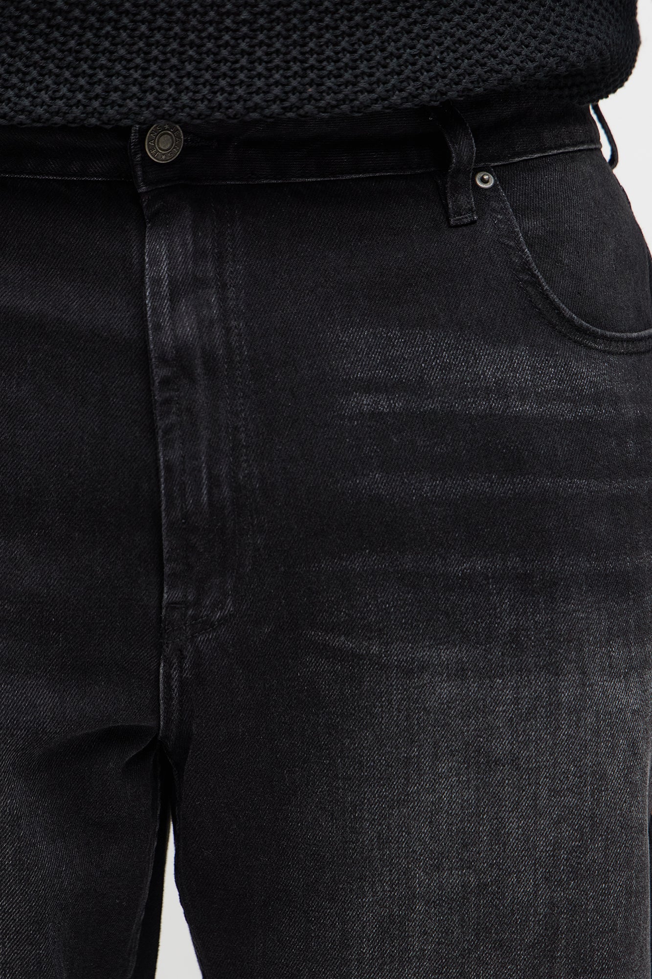 Straight To The Future Distressed Jean - Black Wash