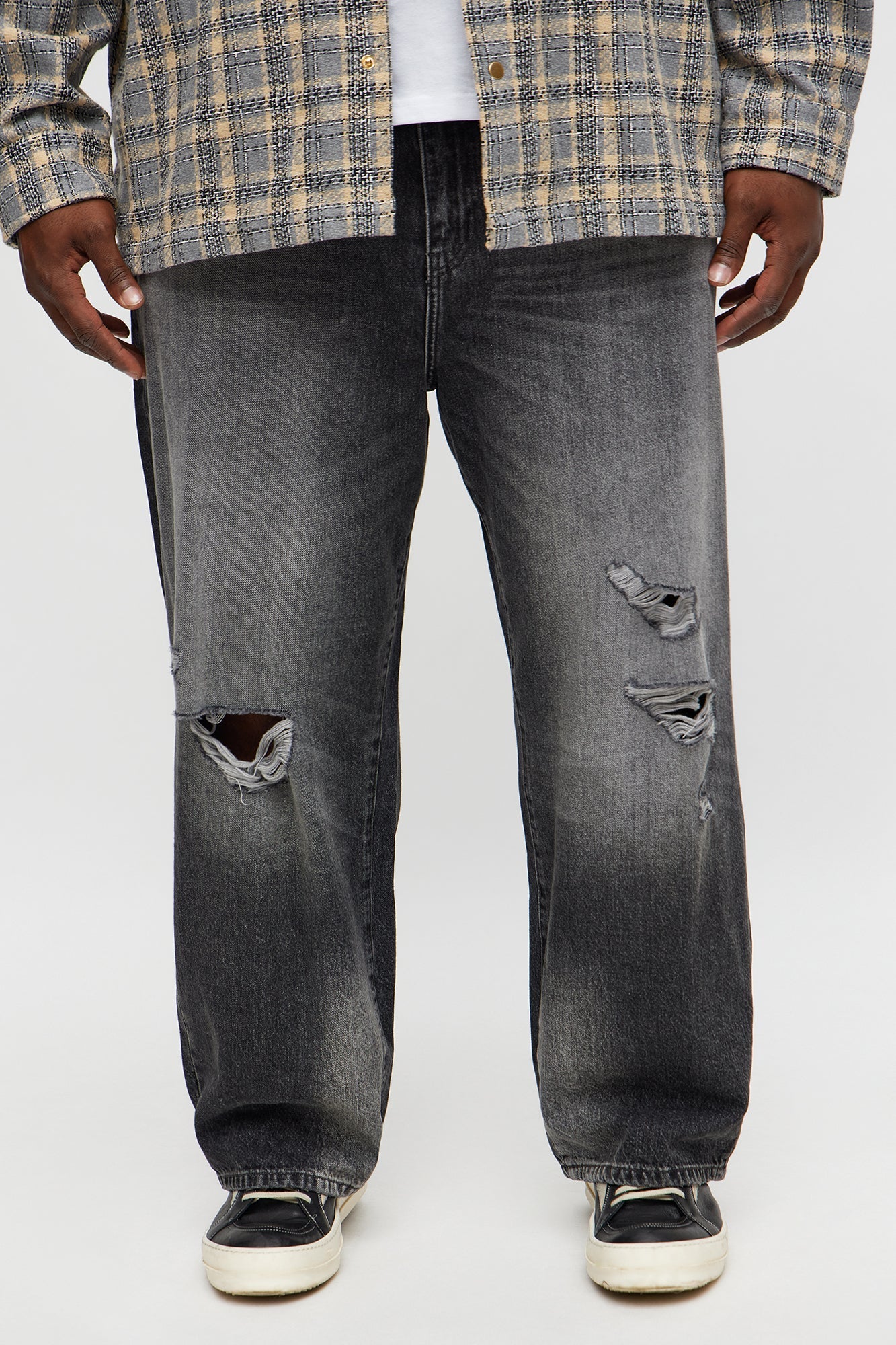Baggy Phantom Distressed Jean - Black Wash