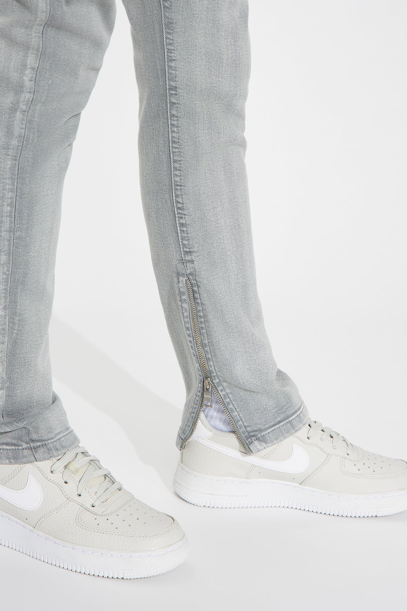 Mini Skinny Summit Jean - Charcoal