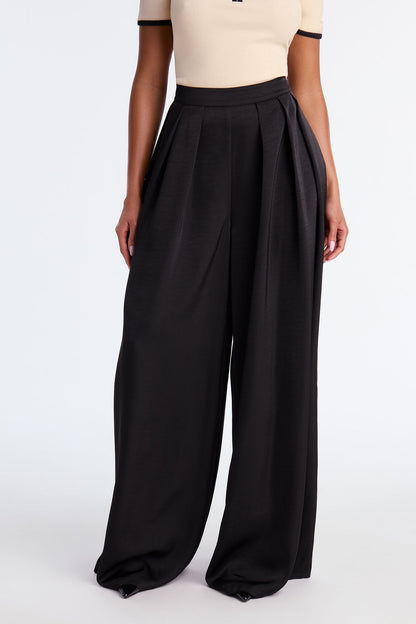 Seasoned Professional Satin Wide Leg Pant 32″ - Black
