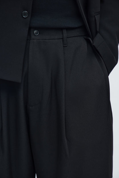 Wide Leg Double Pleated Pearl Waterfall Short - Black