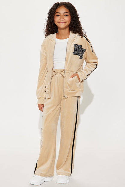 Mini Chillin In NY Wide Leg Pant Set - Khaki