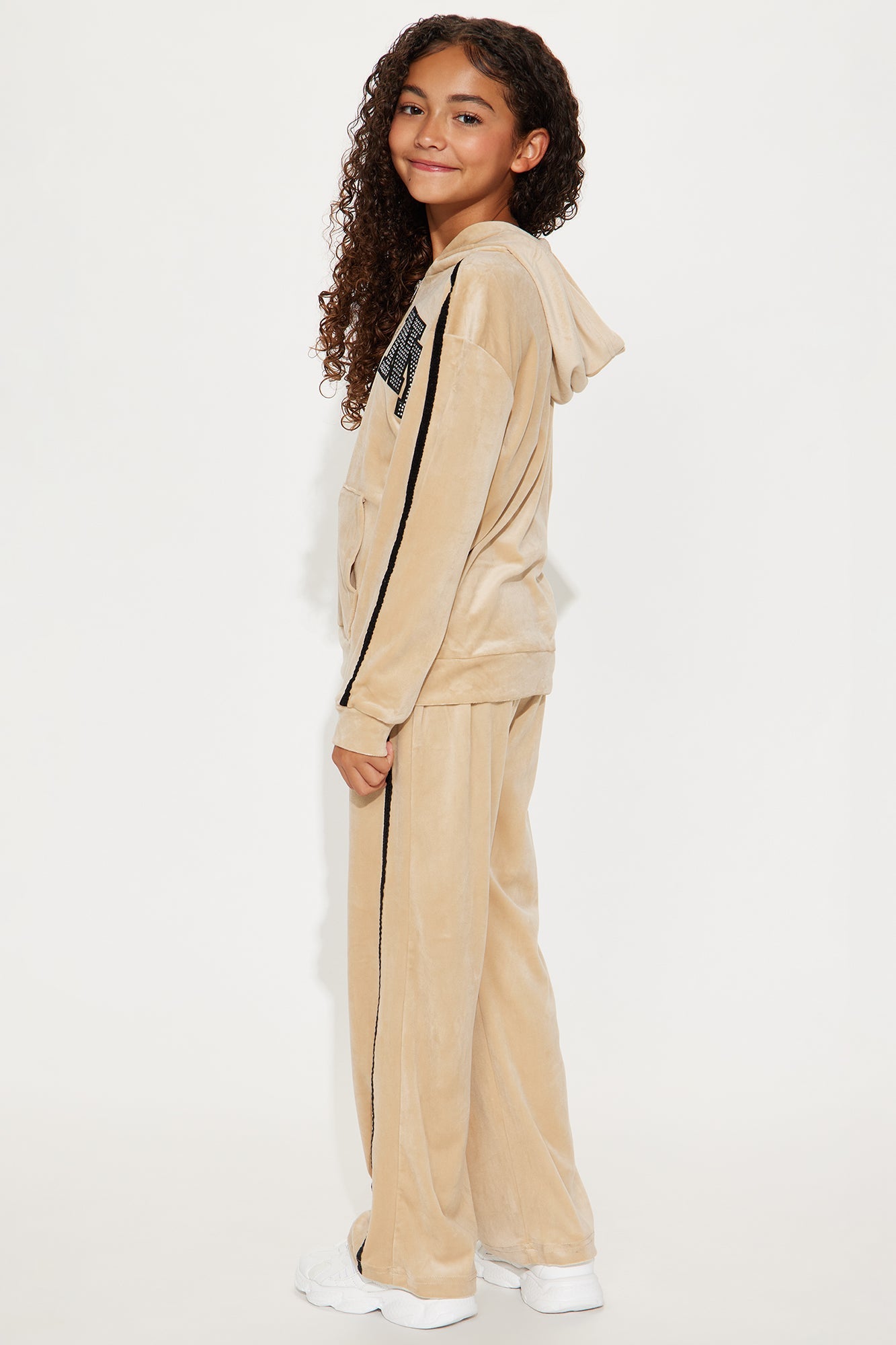 Mini Chillin In NY Wide Leg Pant Set - Khaki