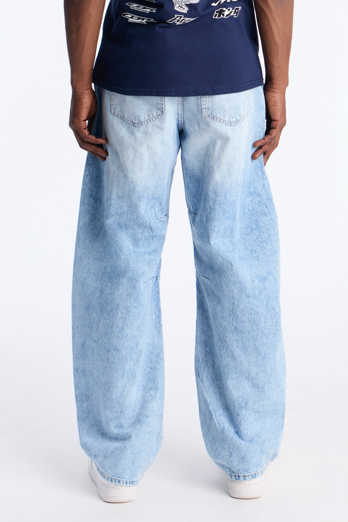 Barrel Stay Clean Jean - Light Blue Wash