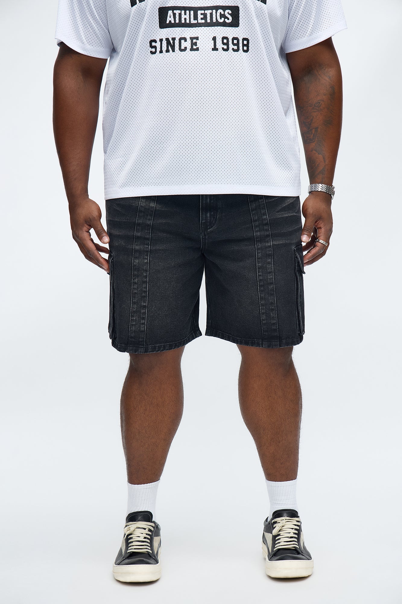 Relaxed Catch Me Camping Paneled Denim Cargo Short - Black Wash