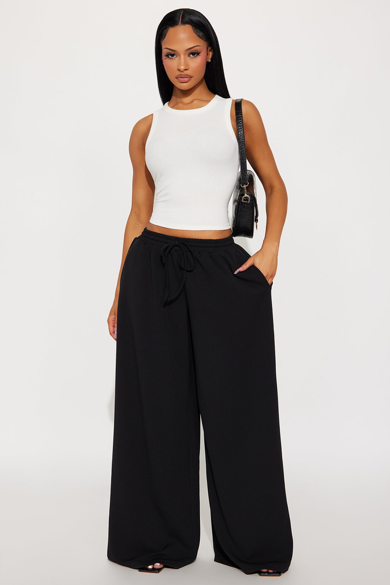 Undecided Path Crepe Woven Wide Leg Pant 33 - Black