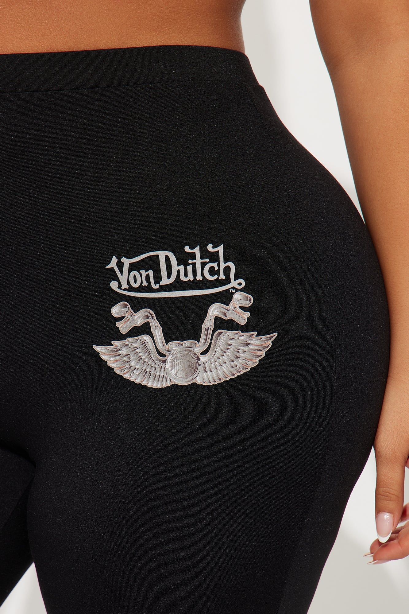 Von Dutch Hit The Road Flare Pant - Black