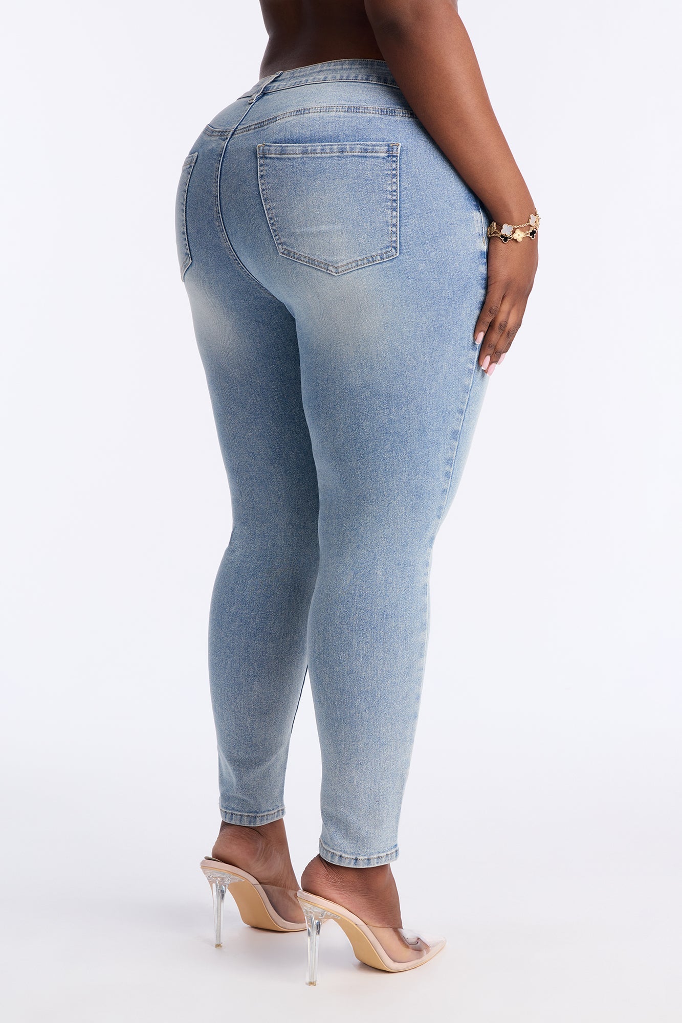 Effortlessly Beauty Stretch Skinny Jeans - Light Wash