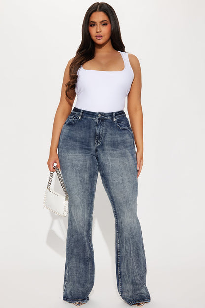 Tall Instant BBL Padded Stretch Sculpting Flare Jeans - Medium Wash
