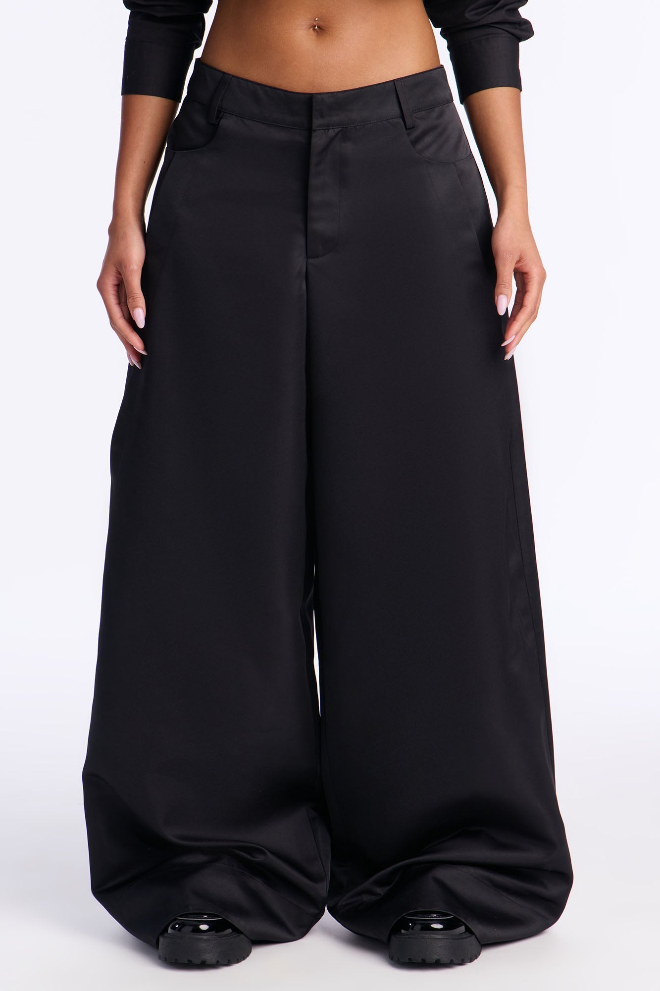 Satin Seduction Low Rise Wide Leg Pant 33 - Black