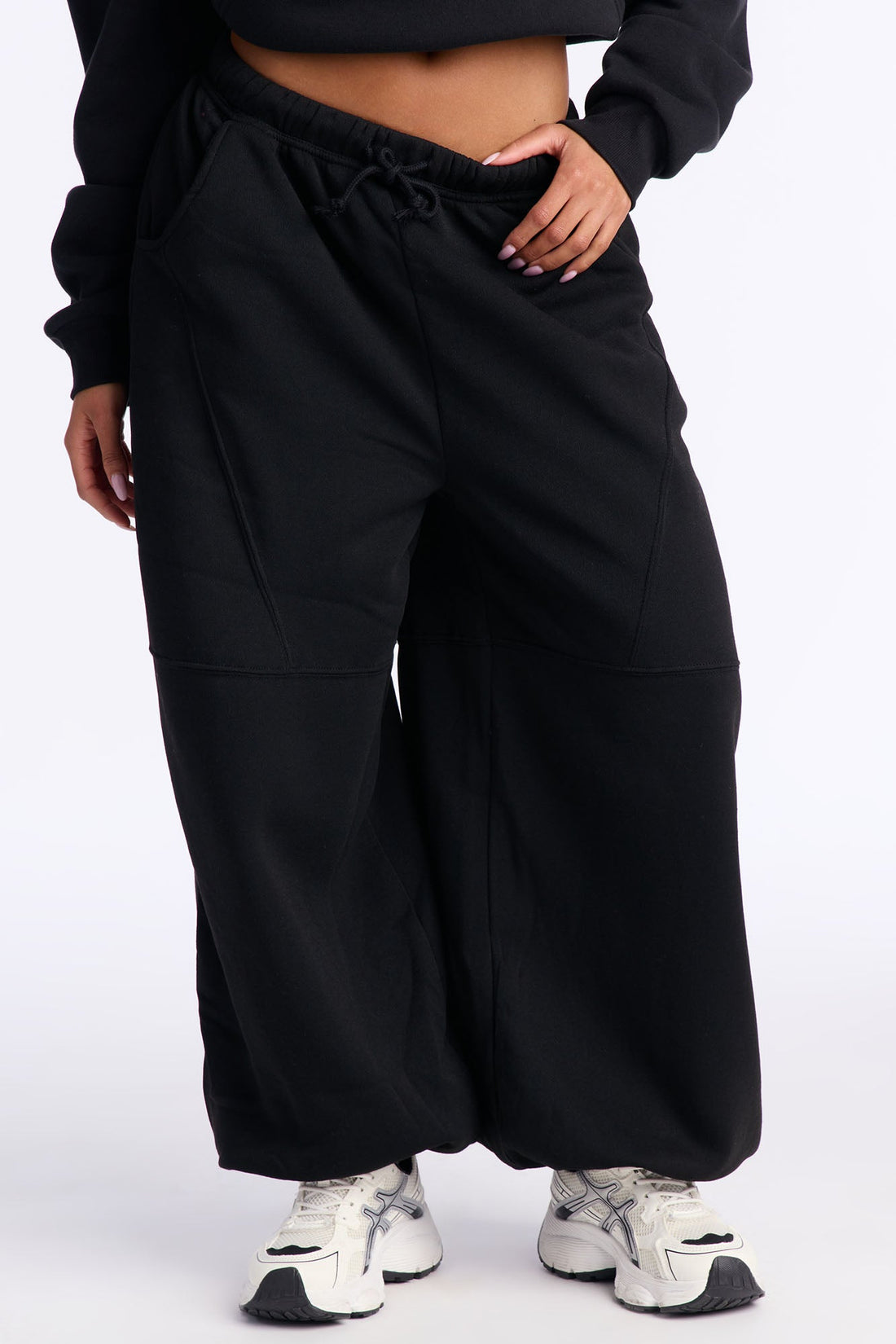 Sabrina Fleece Barrel Sweatpants - Black