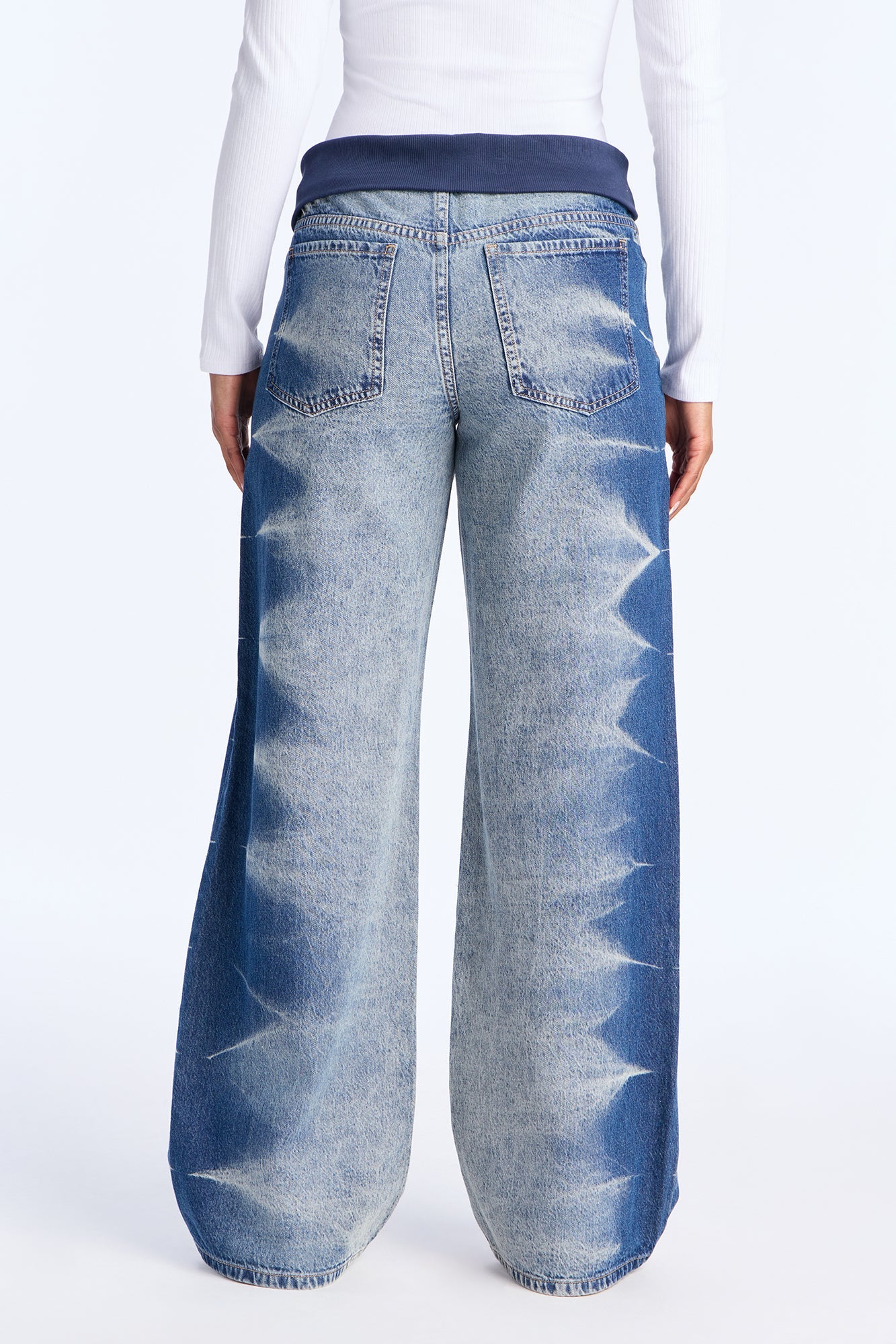 Frankie Foldover Low Rise Wide Leg Jeans - Dark Wash