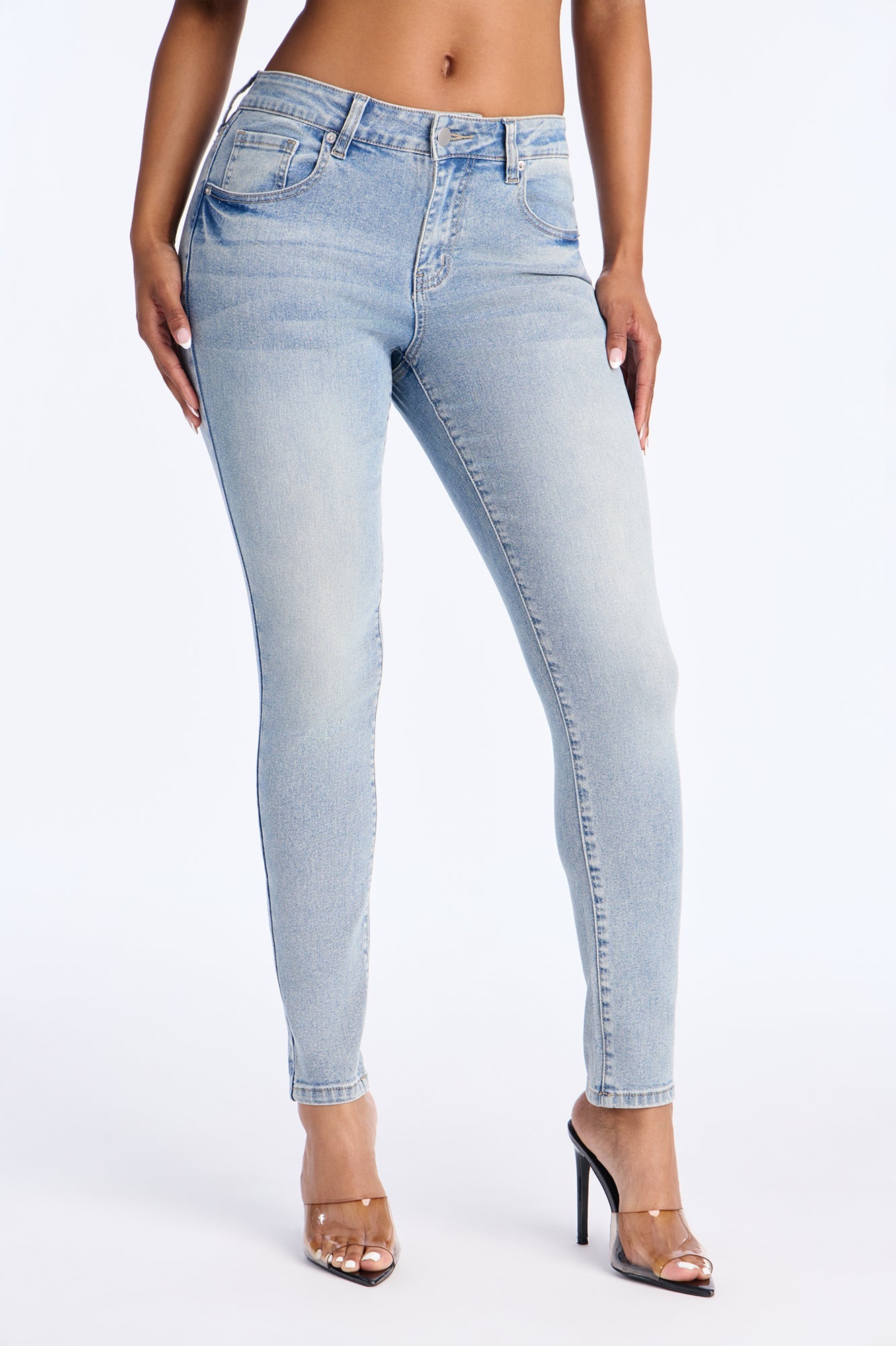 Effortlessly Beauty Stretch Skinny Jeans - Light Wash