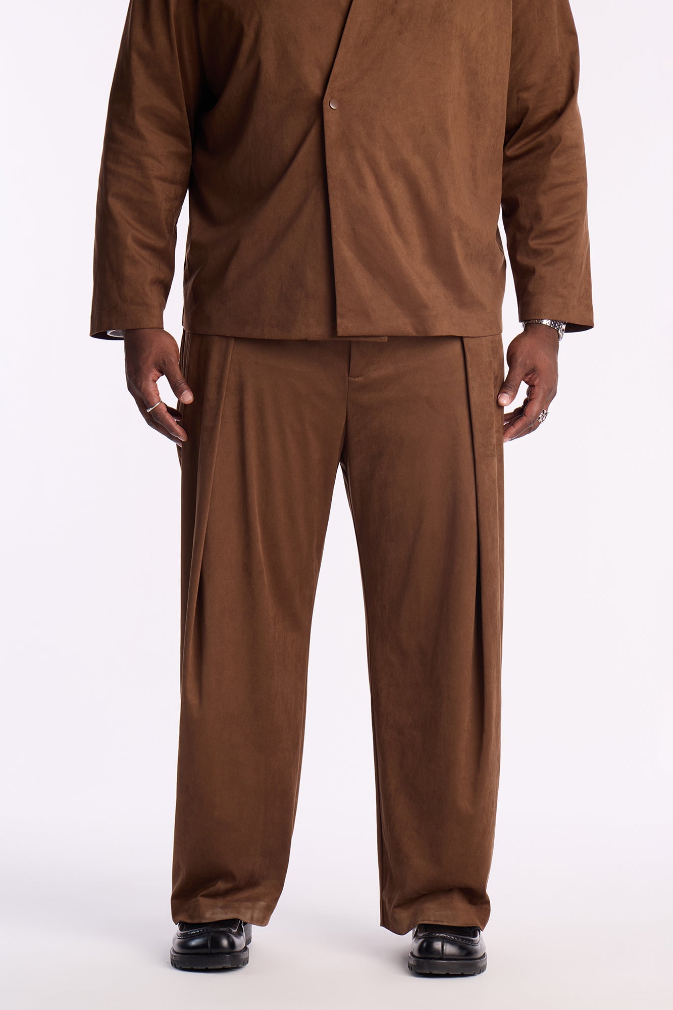 New Money Suede Pleated Trouser - Brown