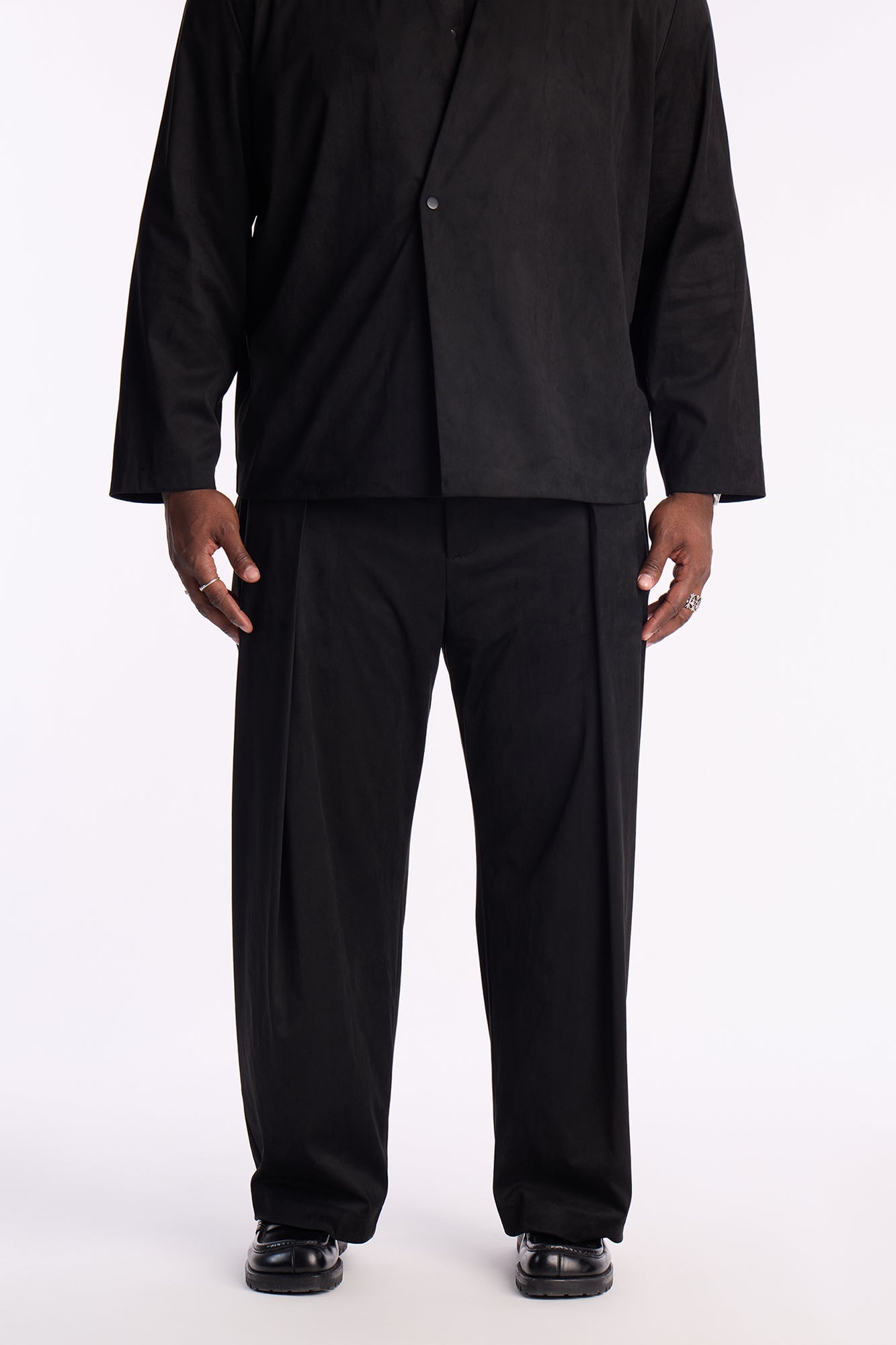 New Money Suede Pleated Trouser - Black