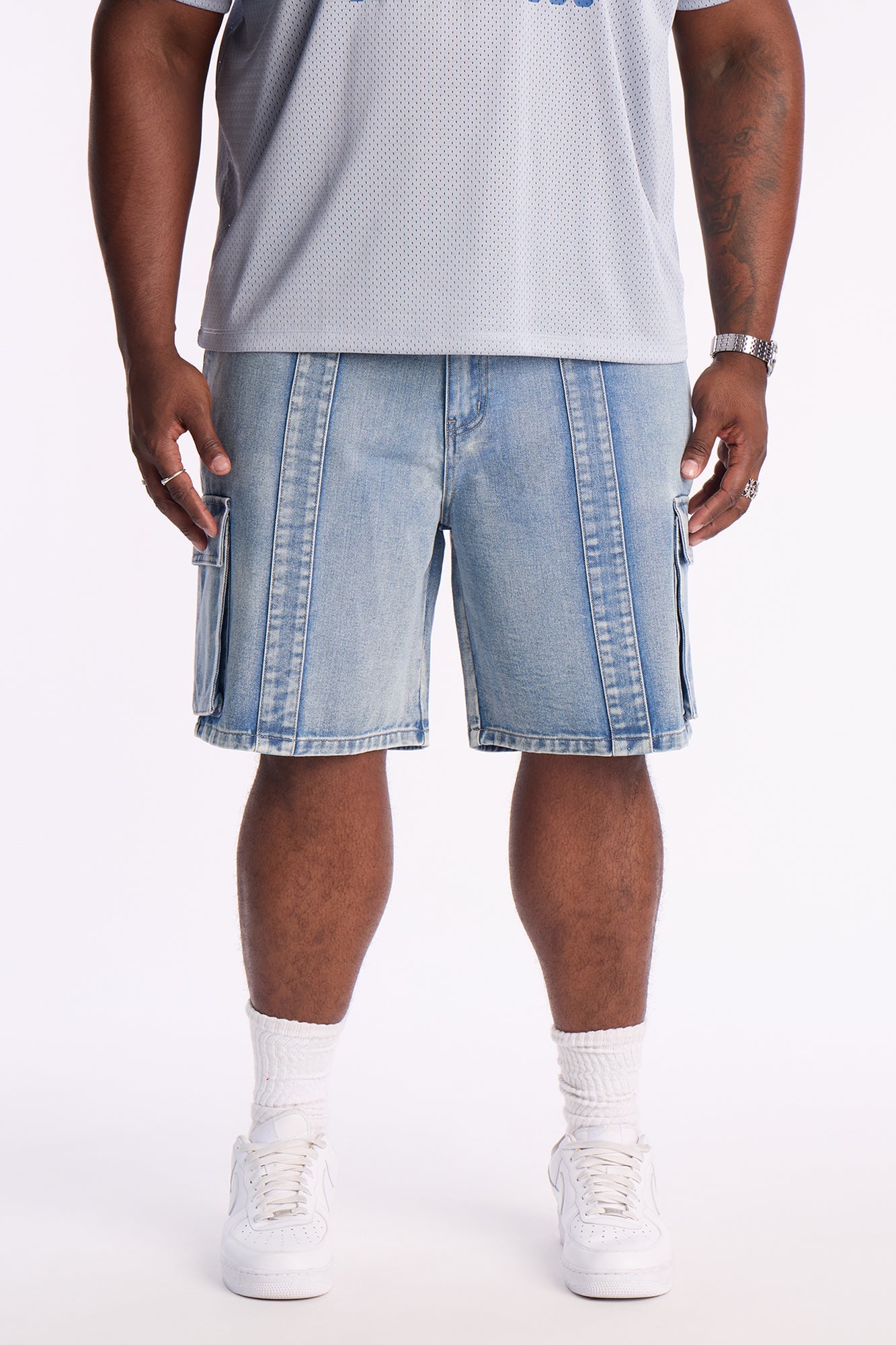Relaxed Catch Me Camping Paneled Denim Cargo Short - Light Blue Wash
