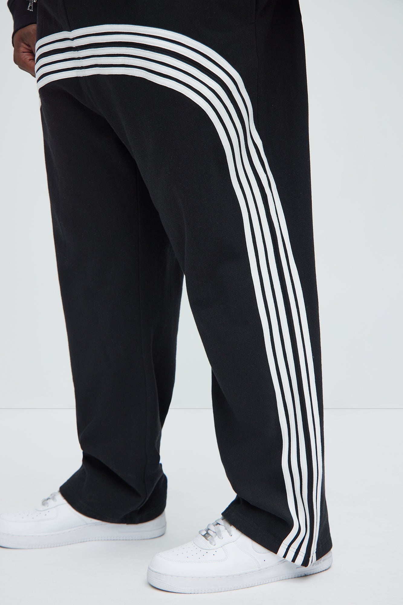 Tyson Race Course Striped Sweatpants - Black