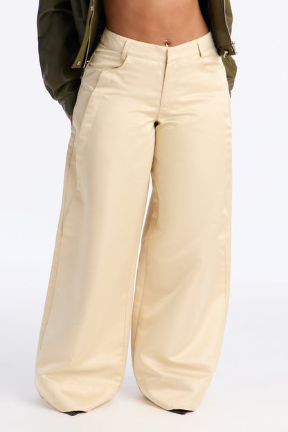 Satin Seduction Low Rise Wide Leg Pant 33 - Ivory