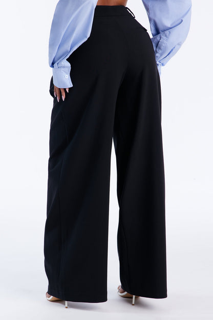 Read The Room Pleated Wide Leg Trousers 33″ - Black