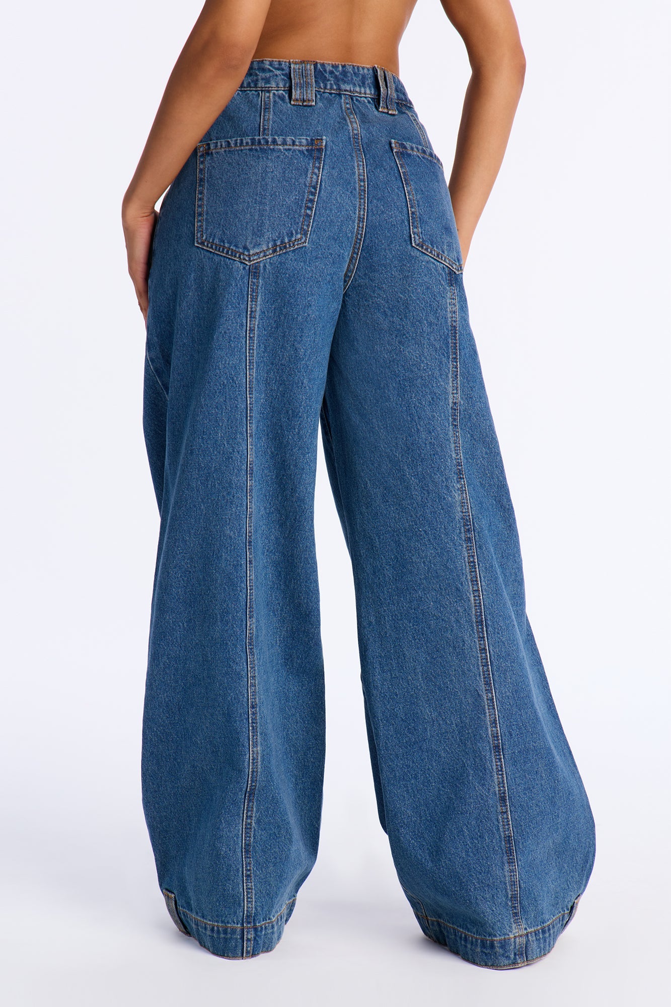 Verona Loose Wide Leg Jeans - Medium Wash