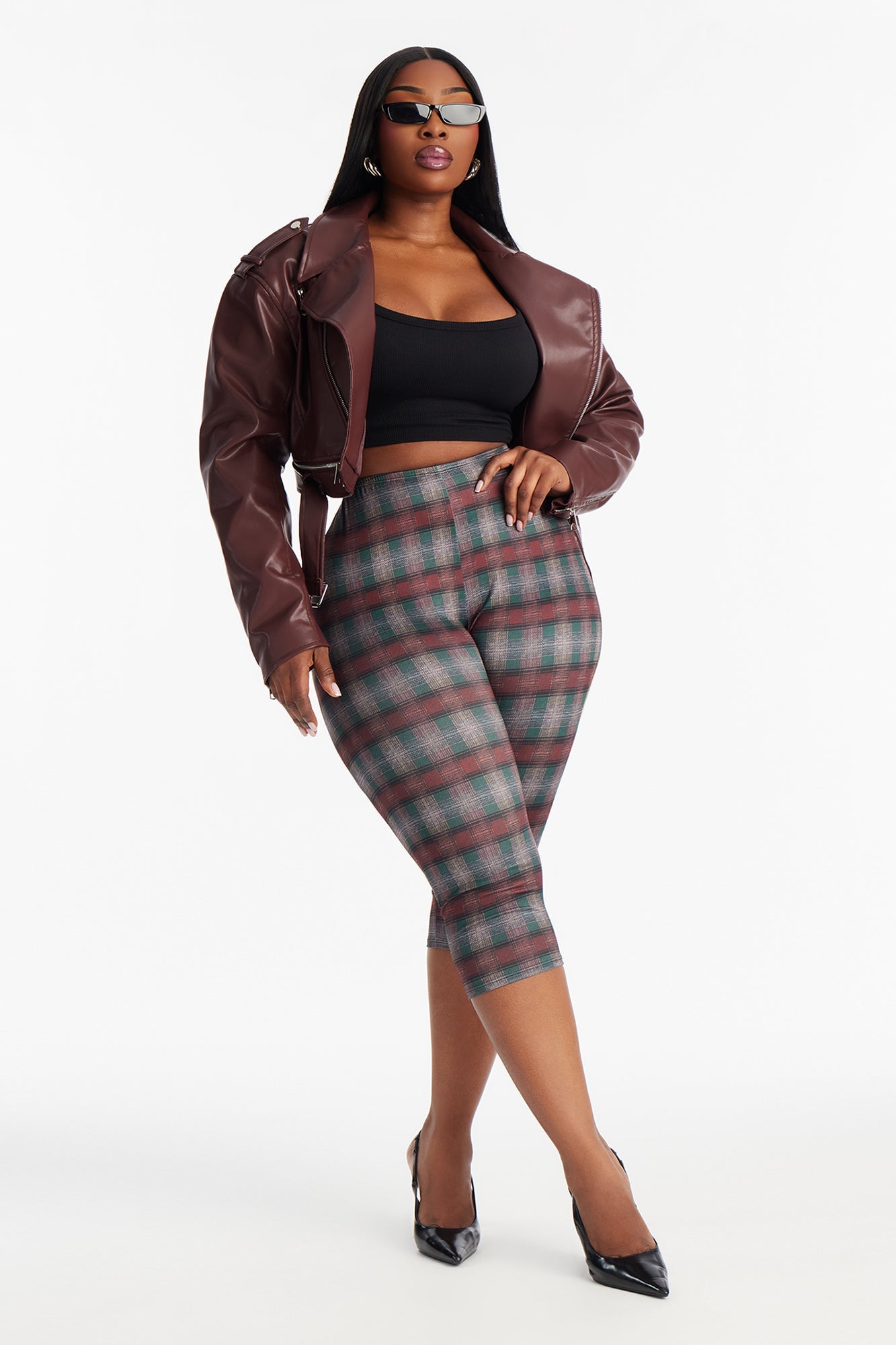 Rosalee Mid Rise Plaid Capri Legging 19″ - Burgundy/combo