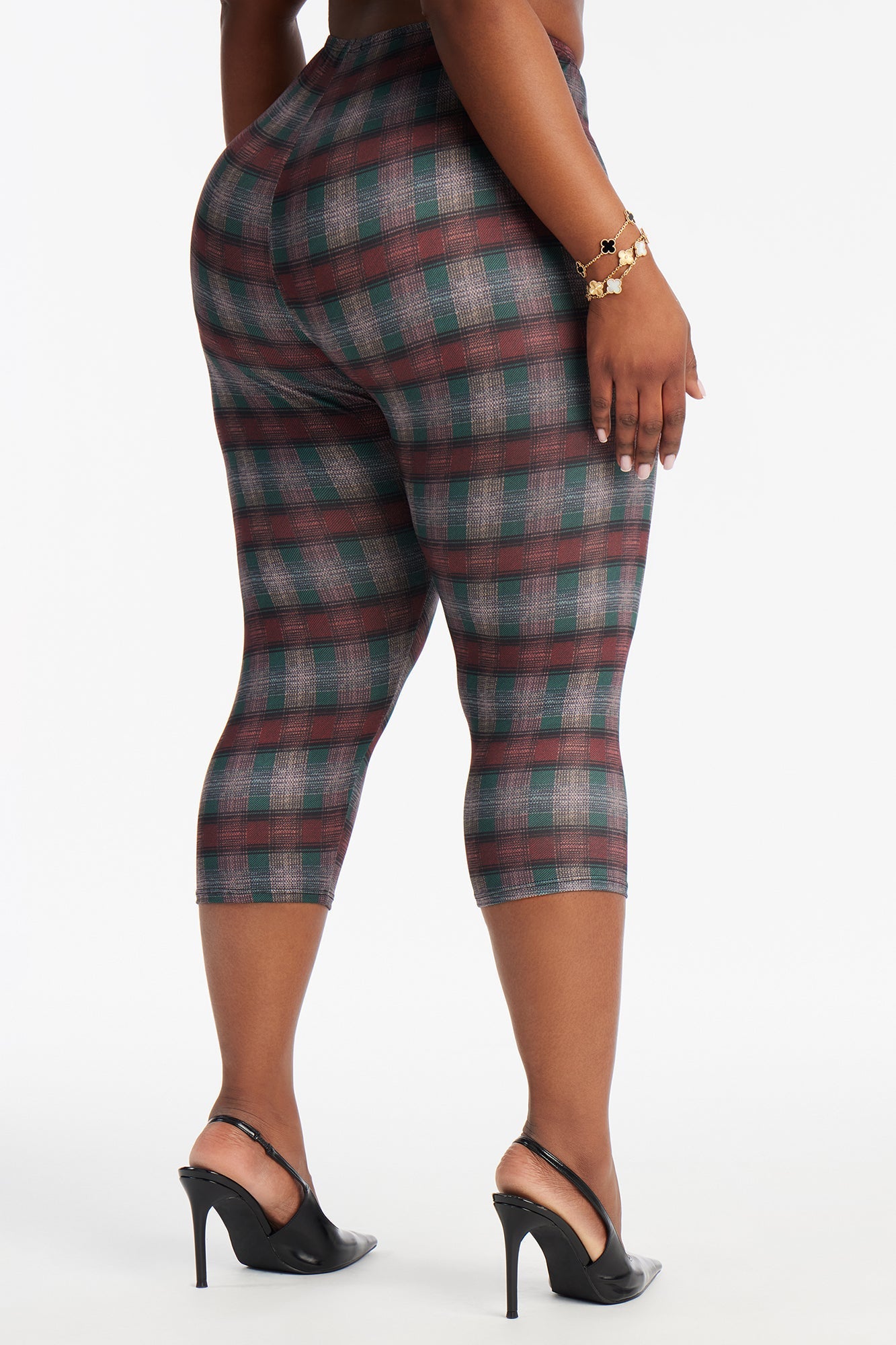Rosalee Mid Rise Plaid Capri Legging 19″ - Burgundy/combo