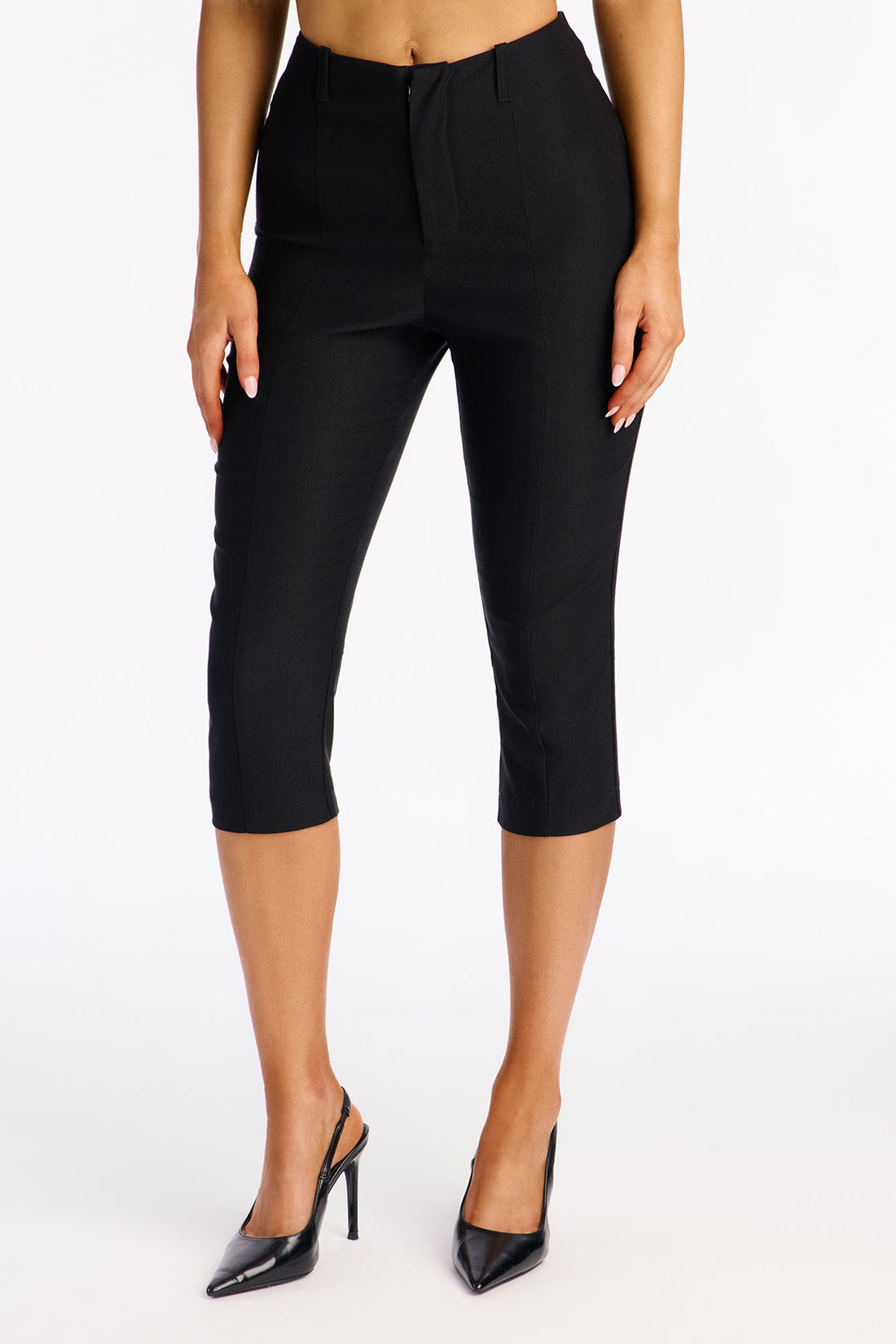 Office Siren Capri Pant - Black