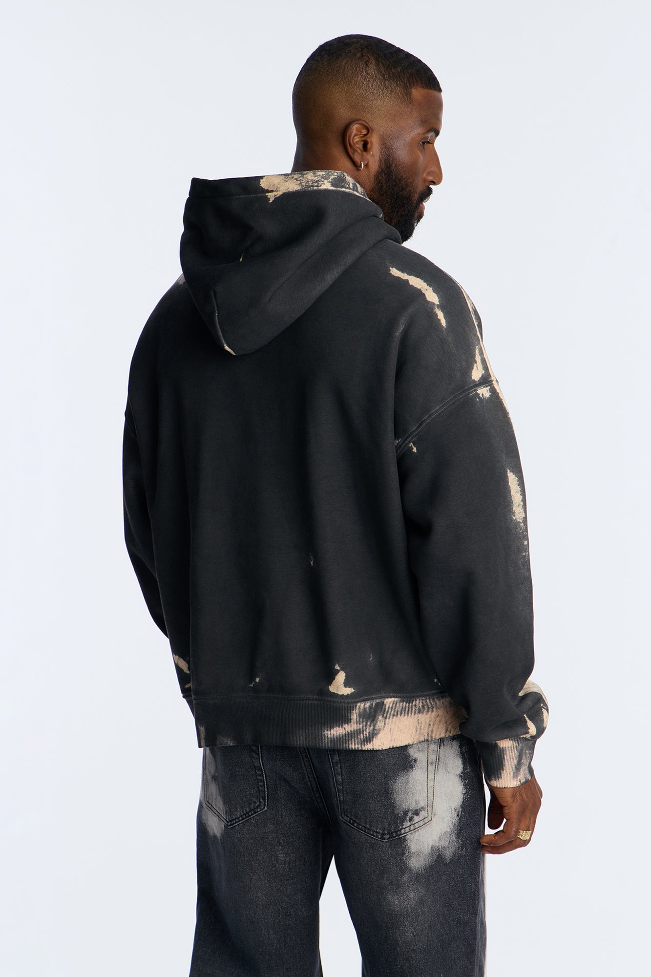 Bleach Oversized Heavyweight Hoodie - Black Wash