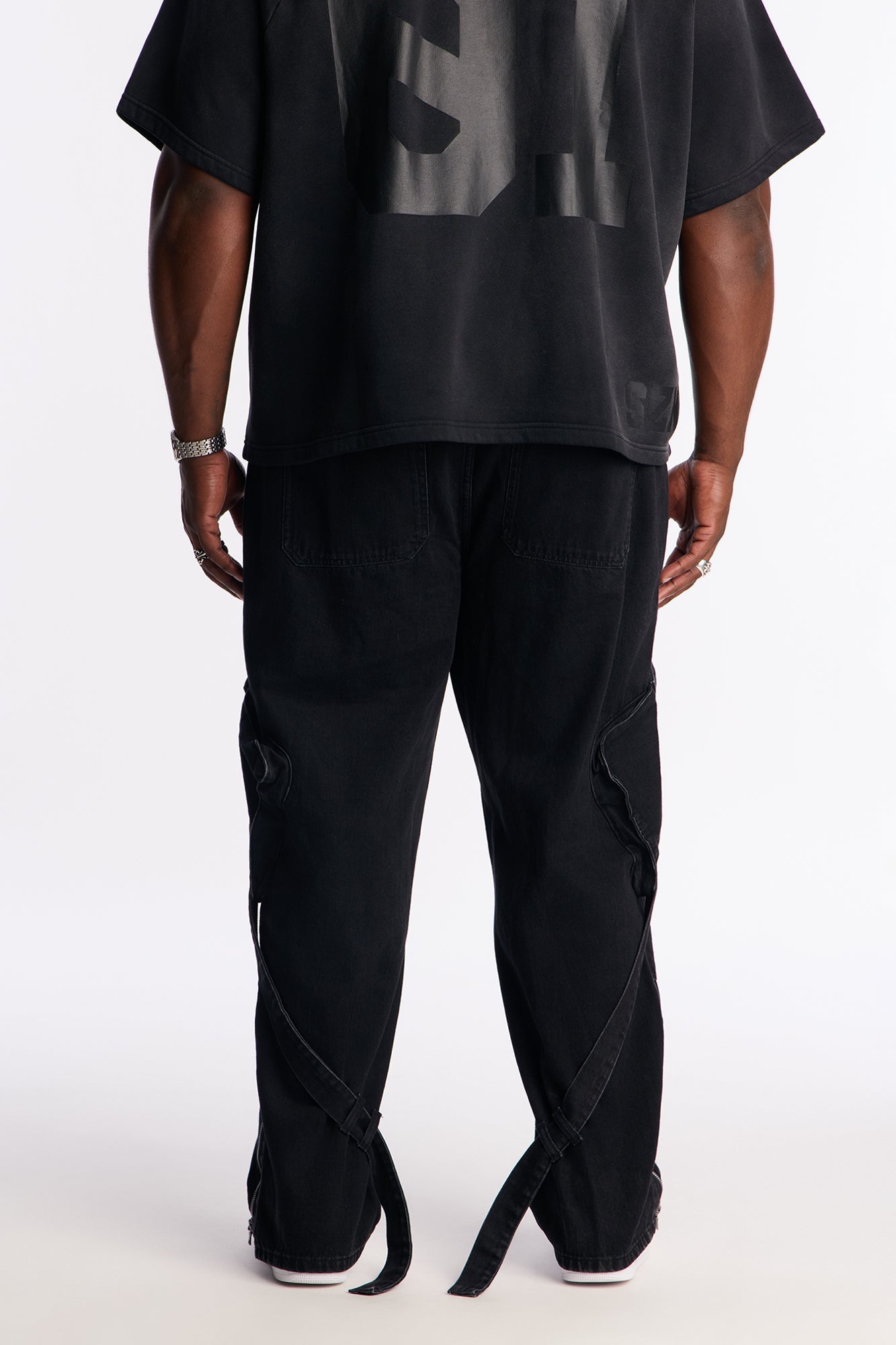 Relaxed Straight Paneled Cargo Jean - Black Wash