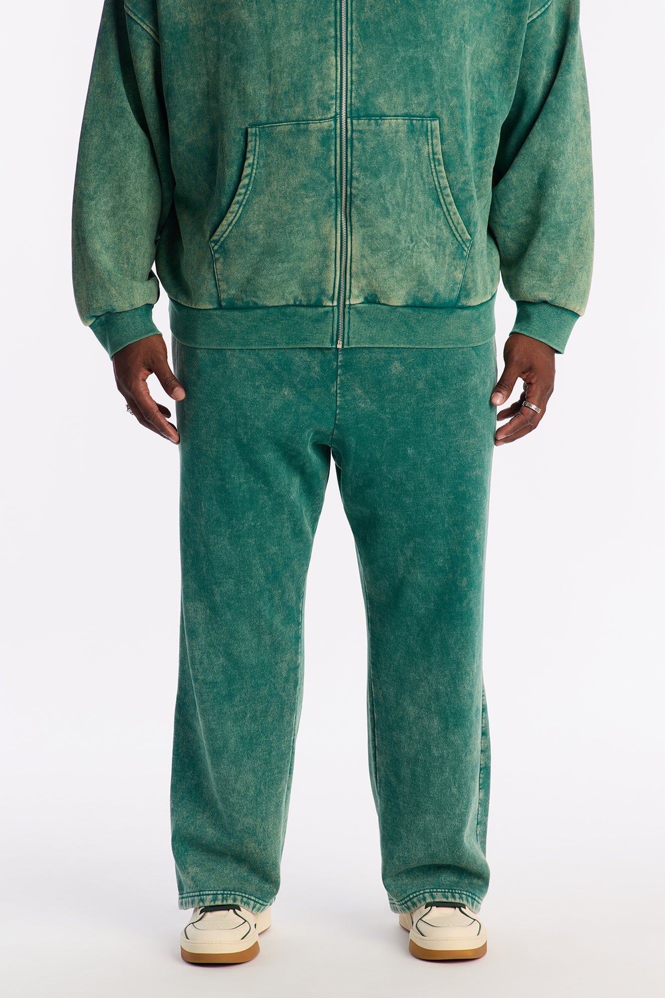 Heavy Wash Straight Sweatpants - Green