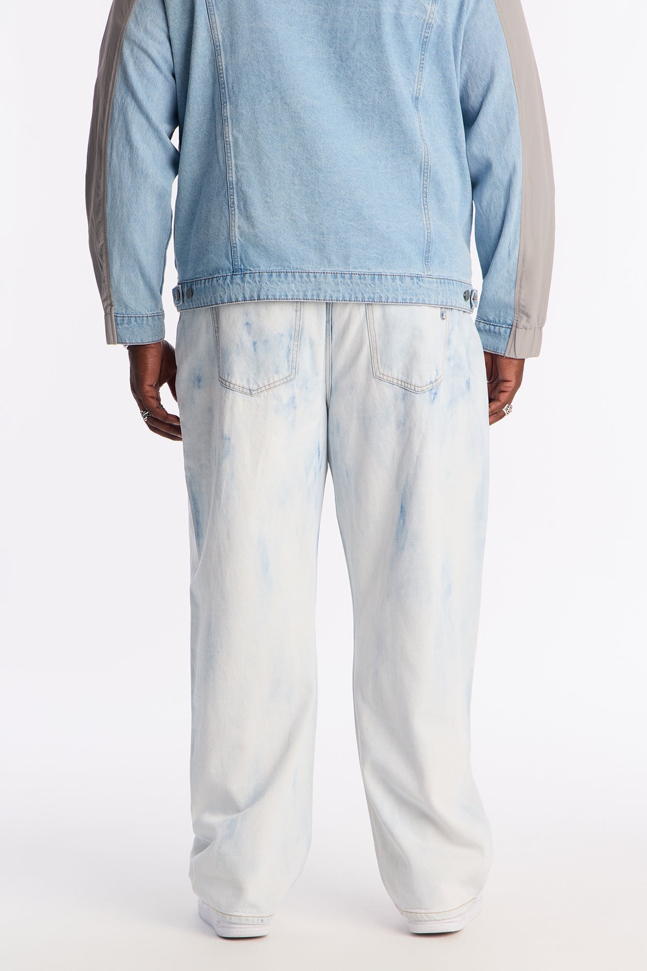 Barrel Bleach Belted Jean - Bleach Blue Wash