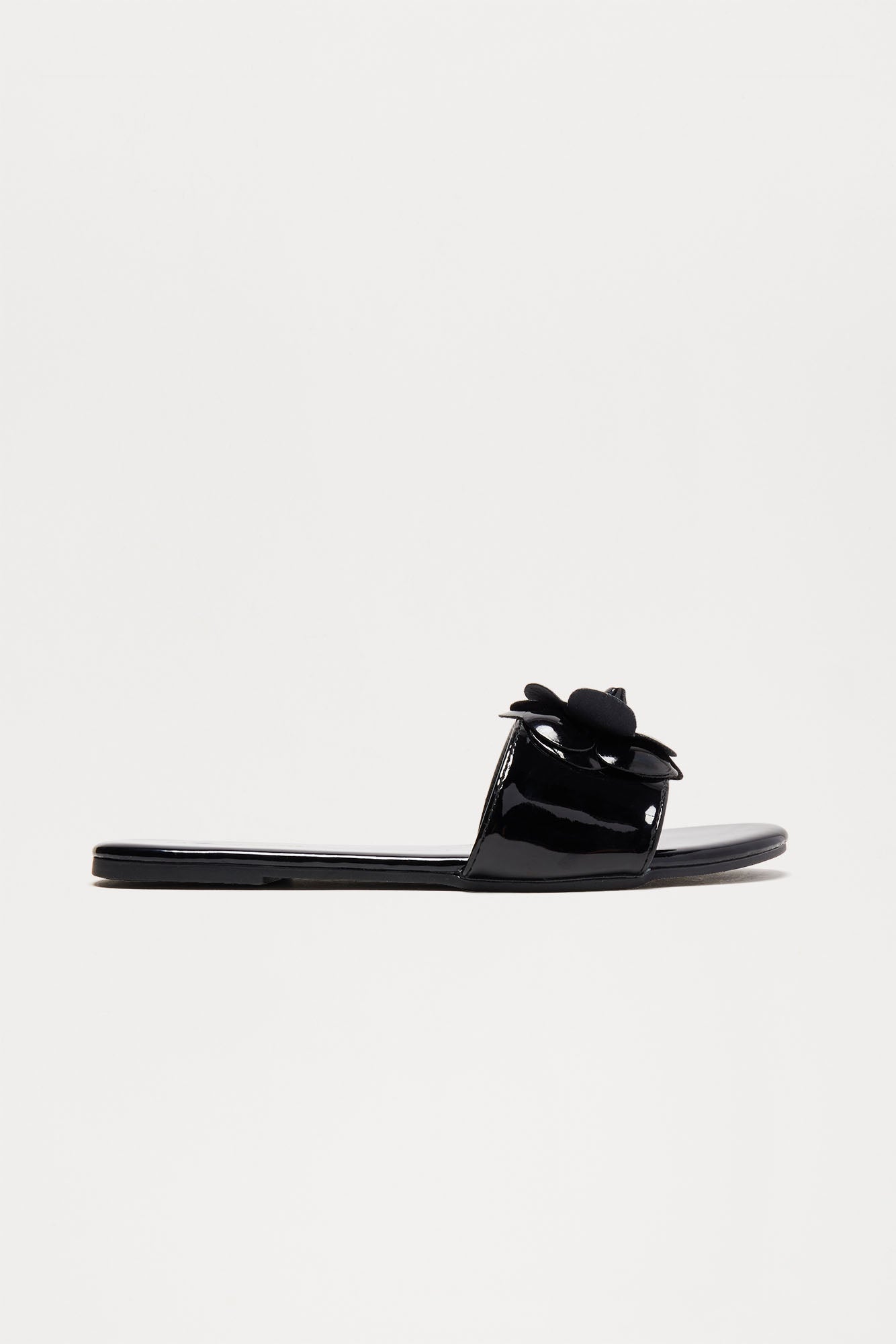 Lavender Flower Sandals - Black