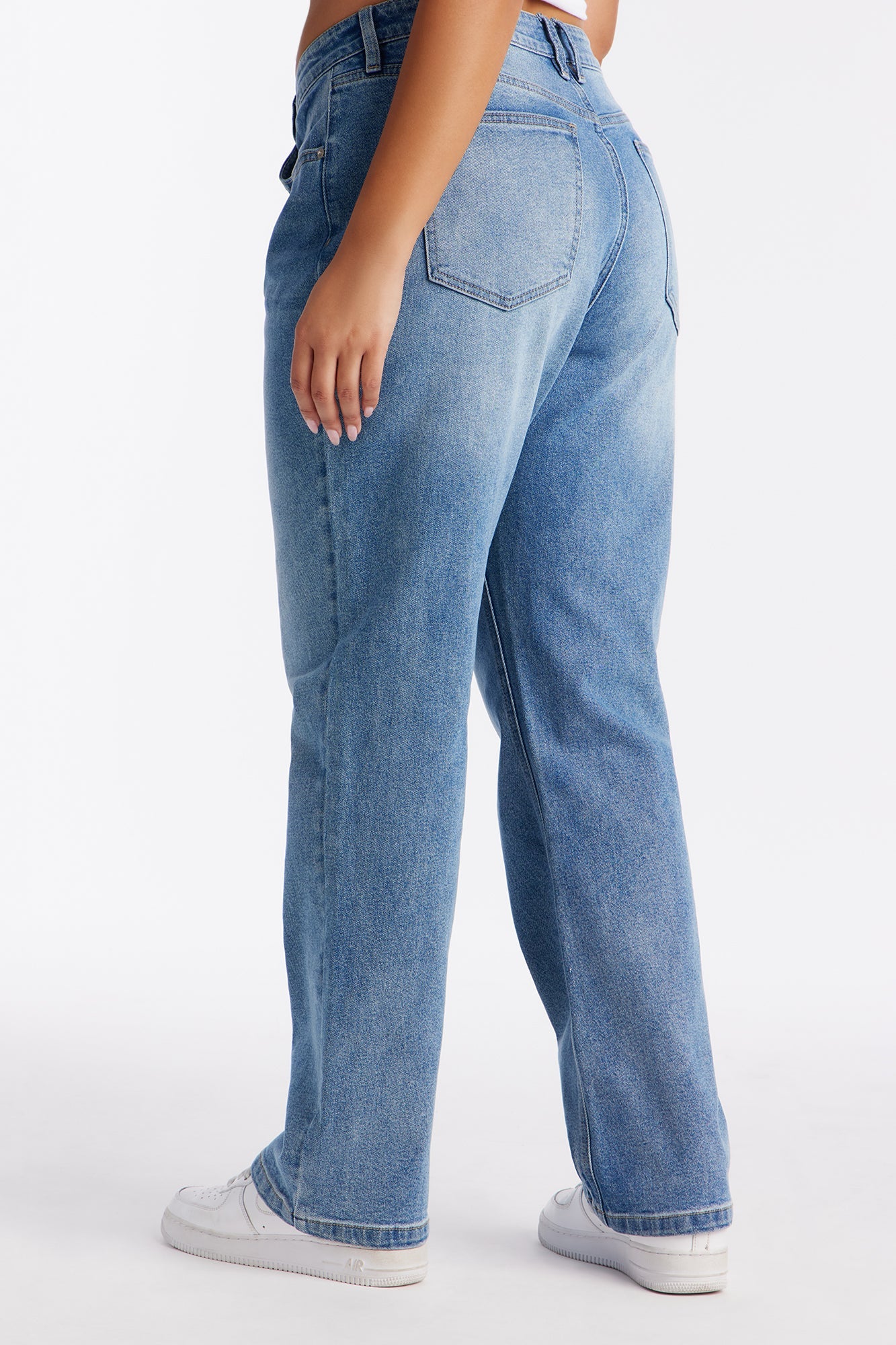 Everyday Favorite Stretch Straight Leg Jeans - Medium Wash