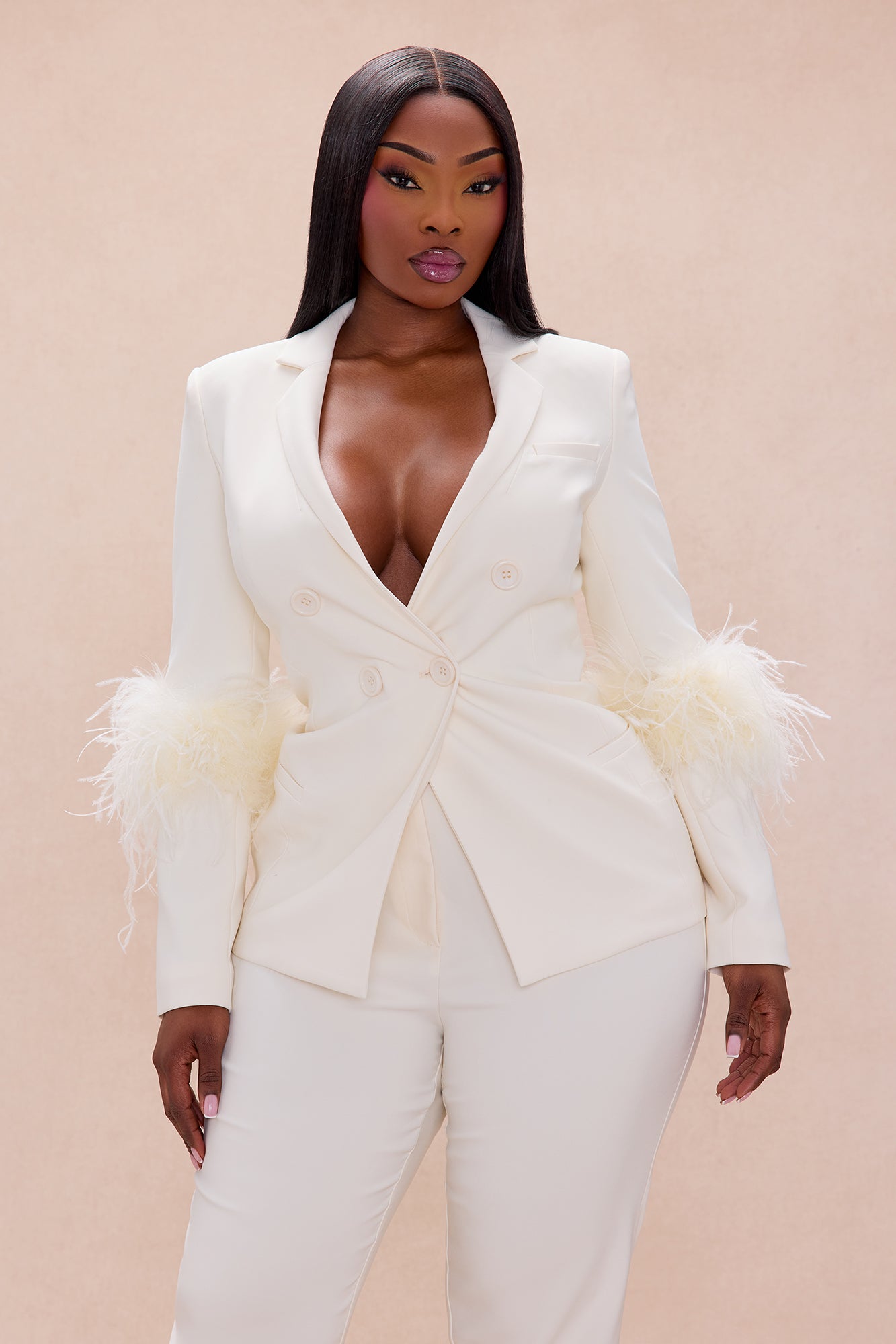 Halle Feather Suit Set - Cream