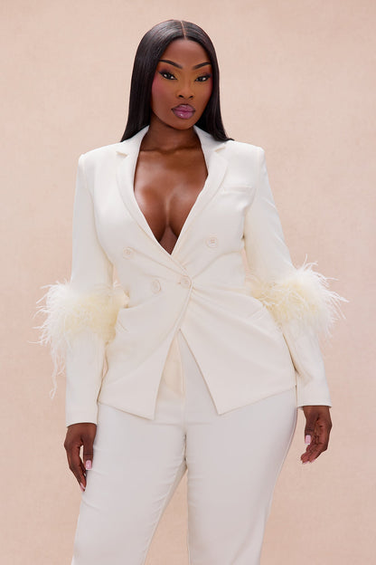 Halle Feather Suit Set - Cream