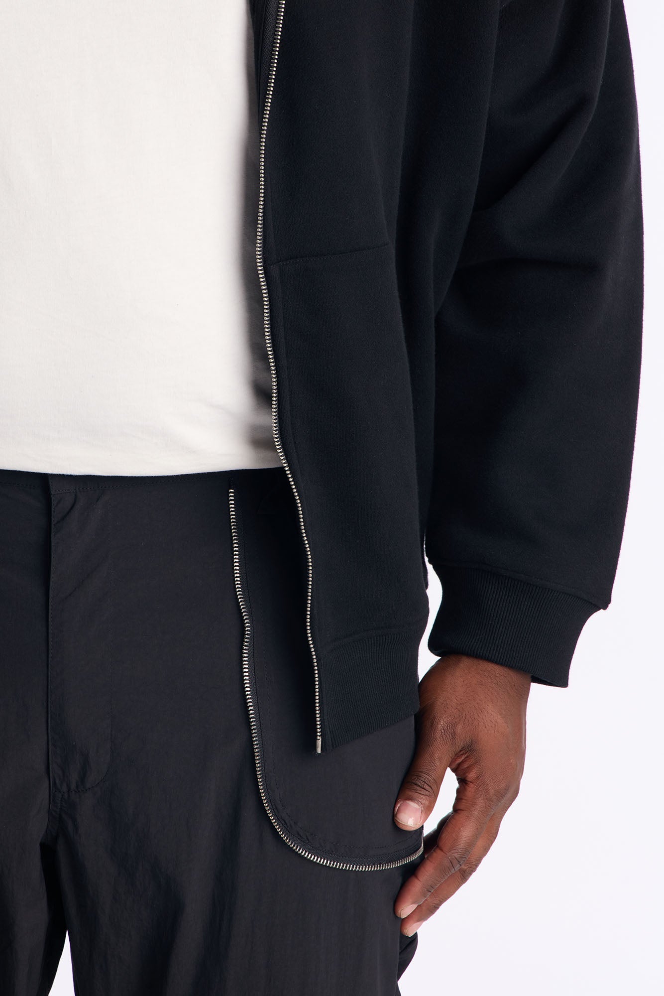 Straight Vanguard Zipper Detail Pant - Black