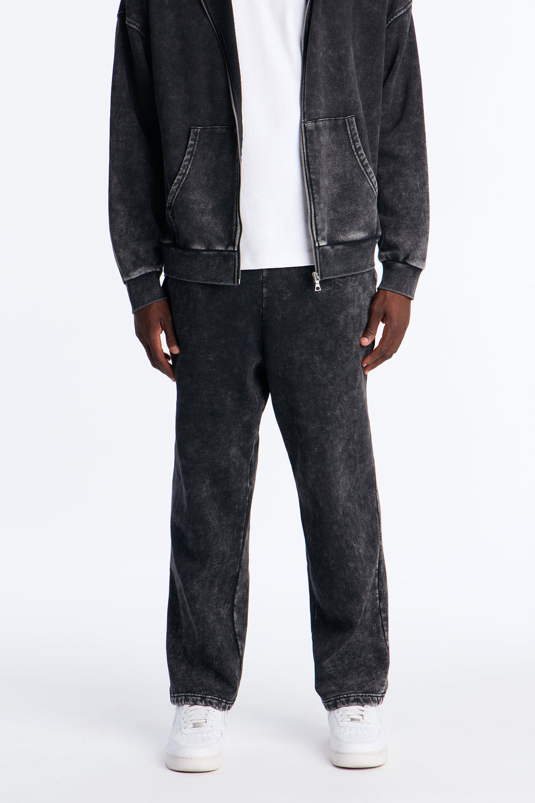 Heavy Wash Straight Sweatpants - Black