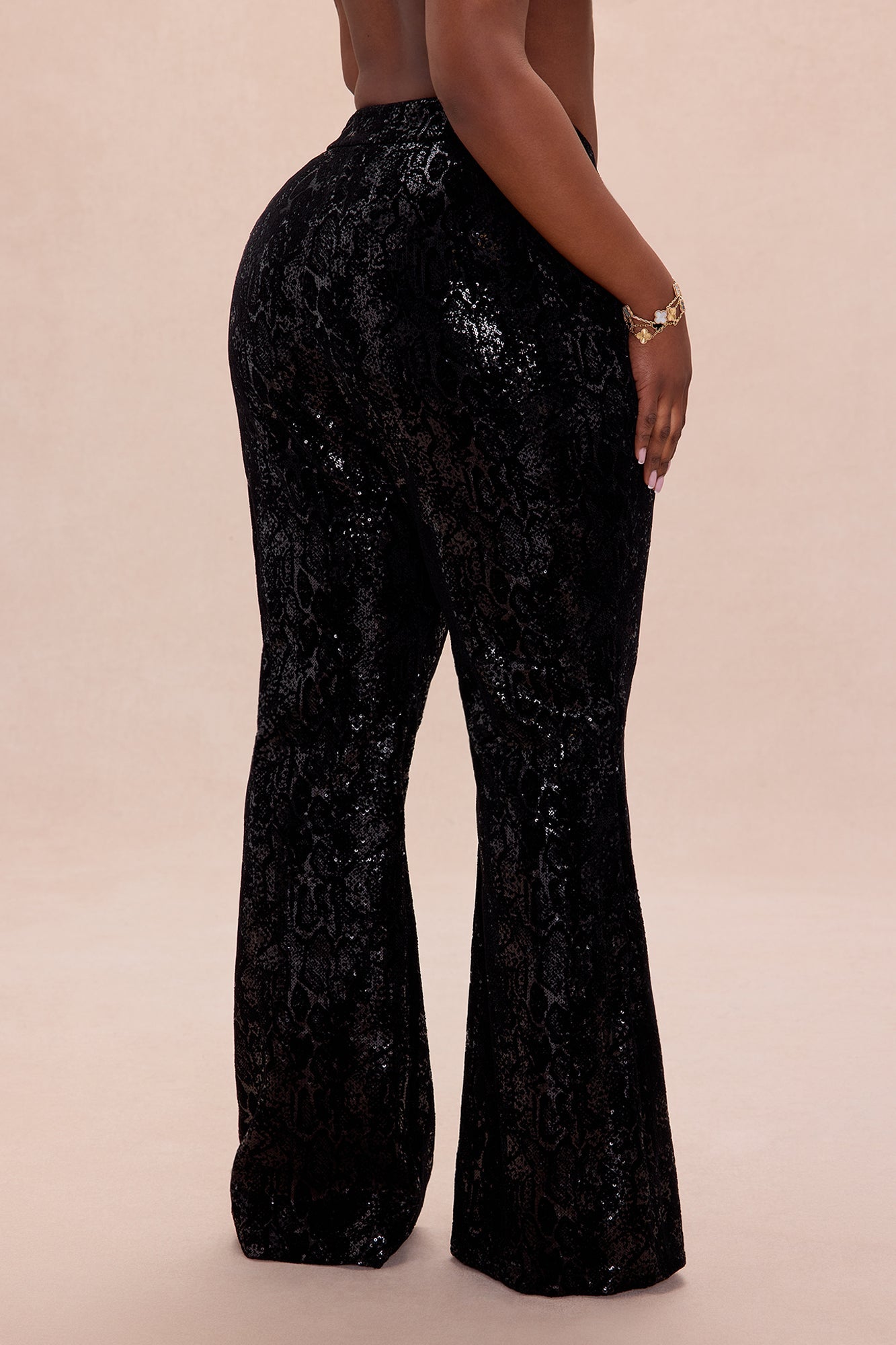 Reign Velvet Sequin Pant - Black