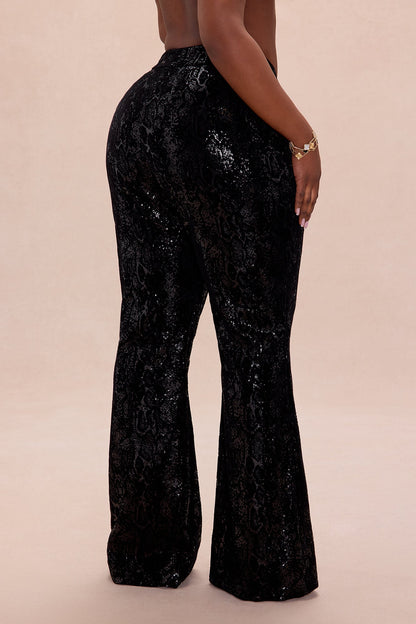 Reign Velvet Sequin Pant - Black