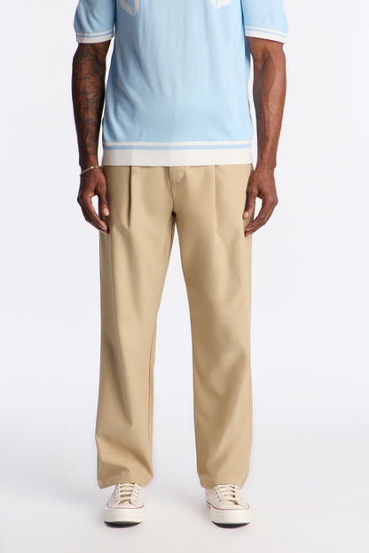 Straight Sterling Pleated Pants - Beige